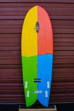 Load image into Gallery viewer, FOIL 5&#39;8&quot; Calypso Retro Fish
